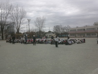 全体で避難訓練の振り返りを行いました