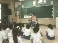 1年生での読み聞かせ
